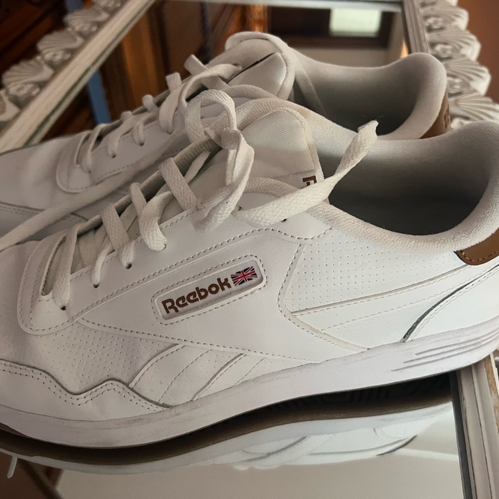 Reebok Men's White and Tan Sneakers
